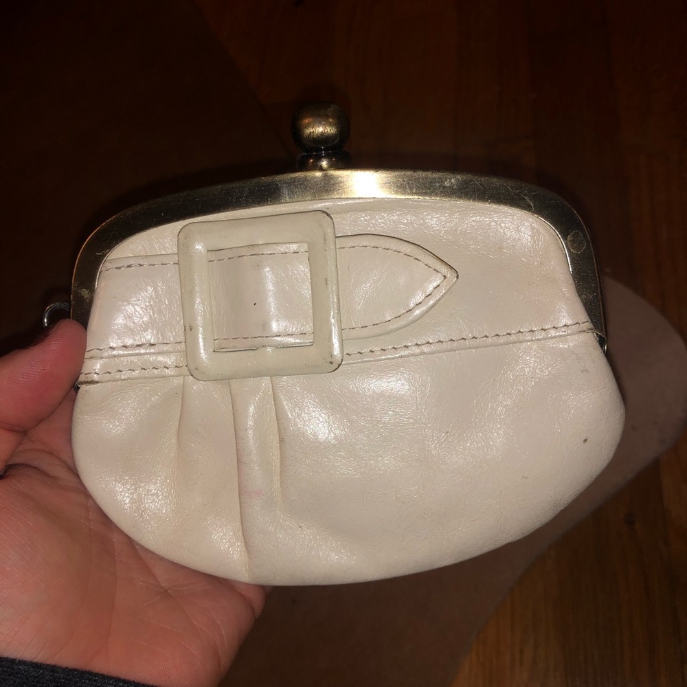Cream hobo coin purse